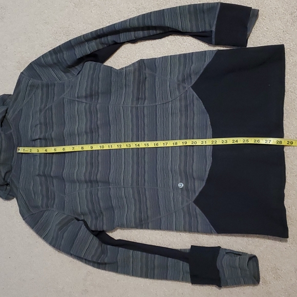 lululemon athletica Daily Practice Jacket - Picture 10 of 12